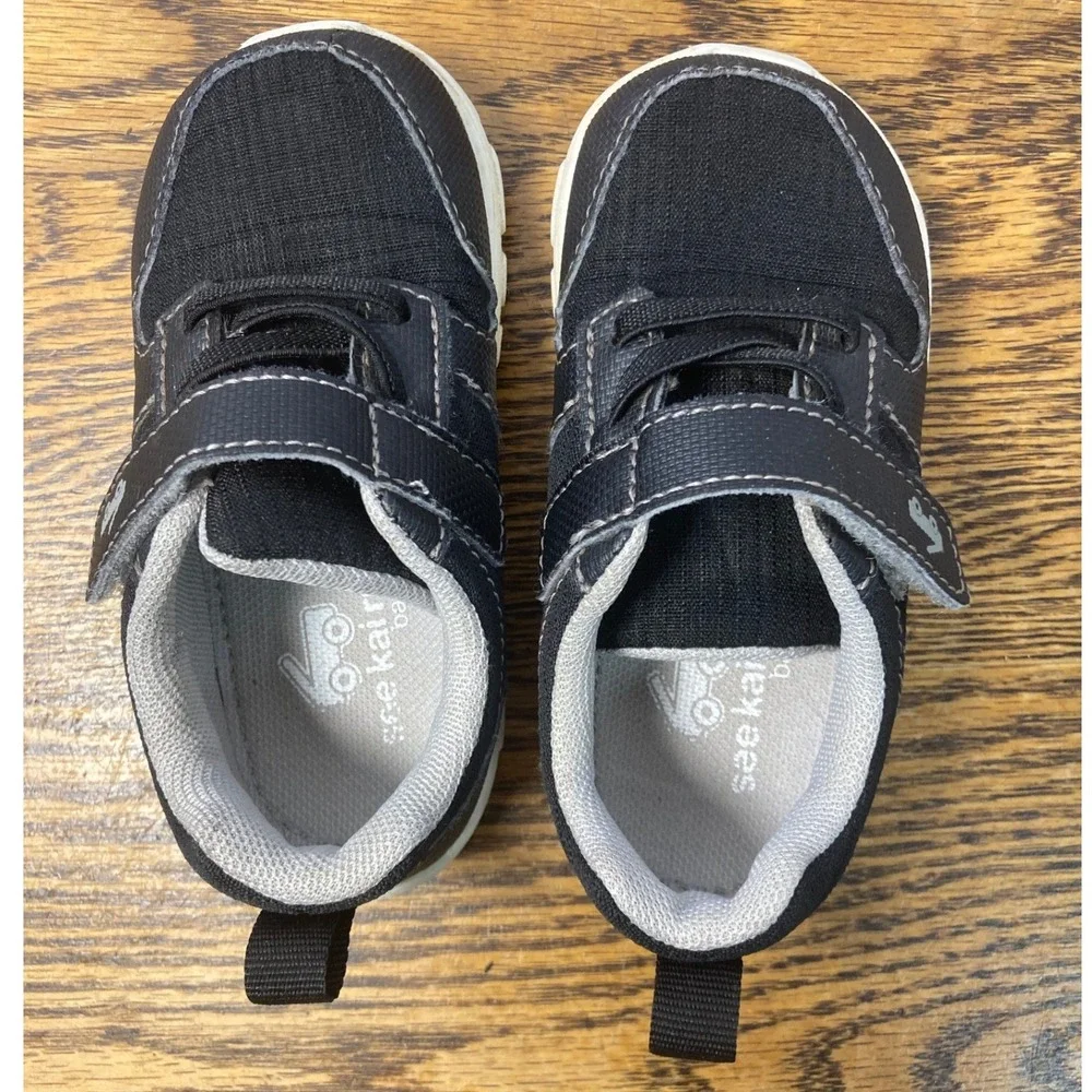 See Kai Run Kids Black Canvas Hook and Loop Athletic Sneakers Size 8 Toddler